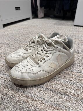 Veja V 90 Sneaker